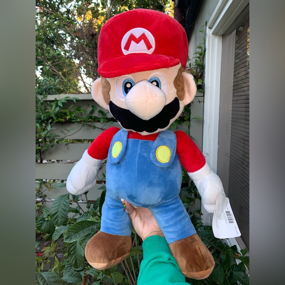 ⭐️ 🍄 Mario Stuffed Toy!! 🍄 ⭐️